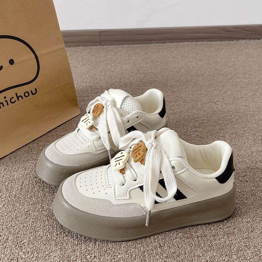 High-value summer casual board shoes women's new niche non-collision versatile shoes thick-soled white shoes women