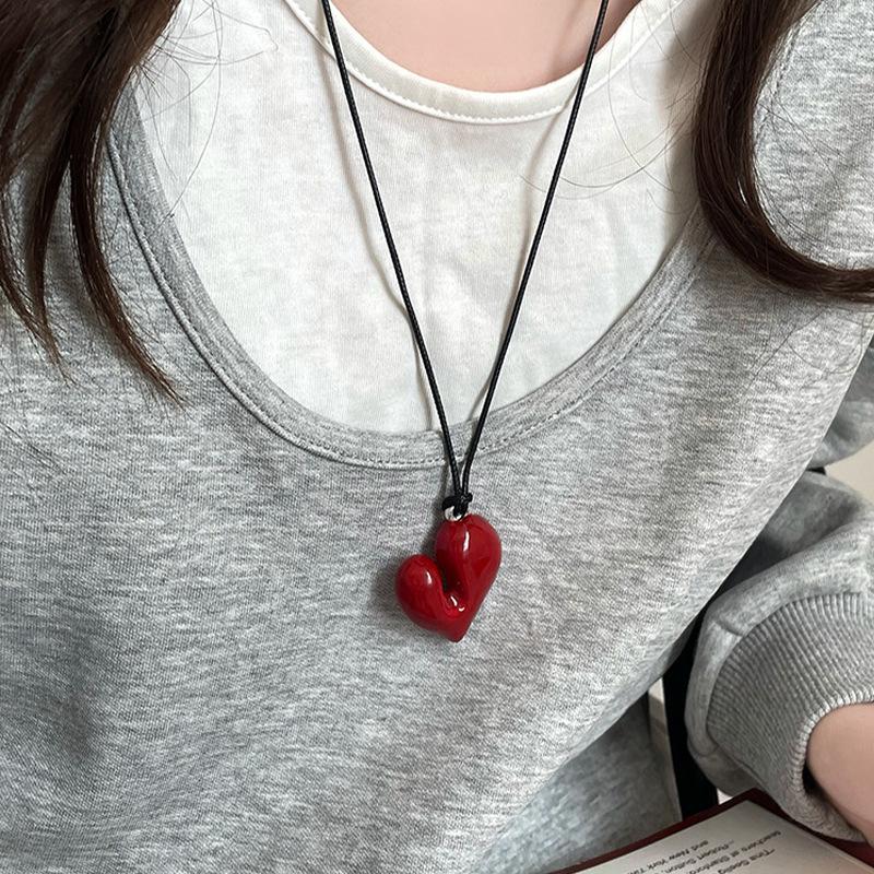 Korean Reinna Irregular Heart Pendant Adjustable Necklace - Stainless Steel Chain