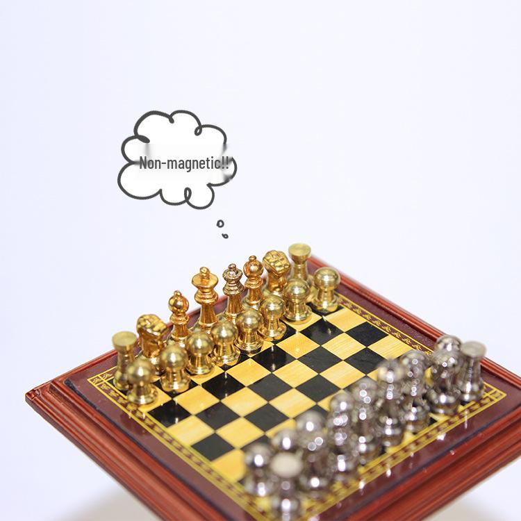 Miniature Dollhouse Accessories: Non-Magnetic Chess Set for ob11 Dolls