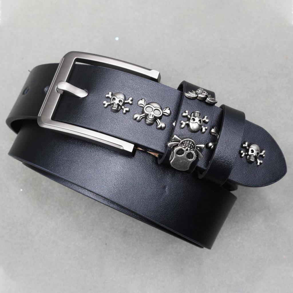 Trendy Retro Skull Rivet Belt: Unisex Punk Style for Jeans