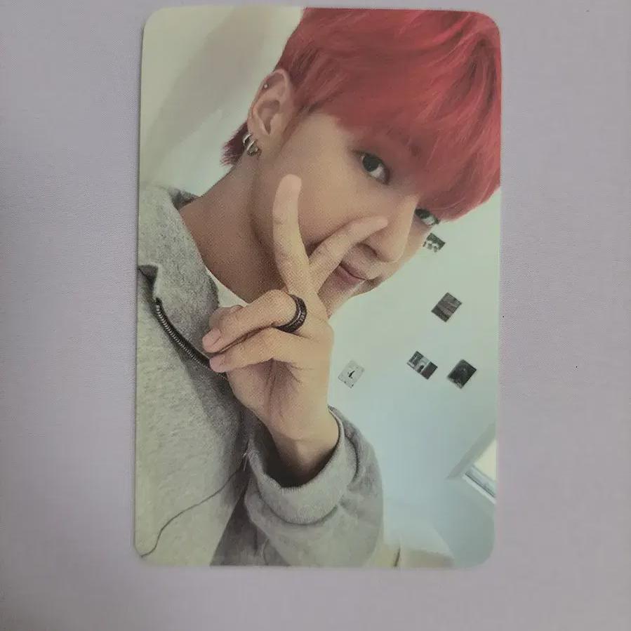 

Ateez Wonderwall Wooyoung Photocard