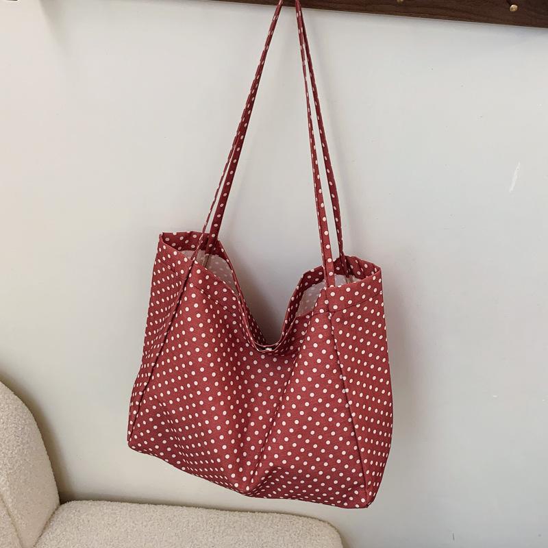 

Korean ins retro polka dot canvas bag bag bag large capacity shoulder messenger bag underarm bag college student class bag female червоний