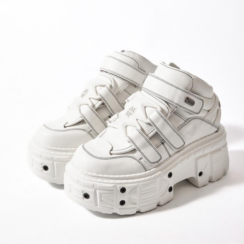

Готические ботильоны, женские кроссовки, новая панк-стиль, женская обувь на шнуровке, высота каблука, обувь на платформе, женский металлический декор 39