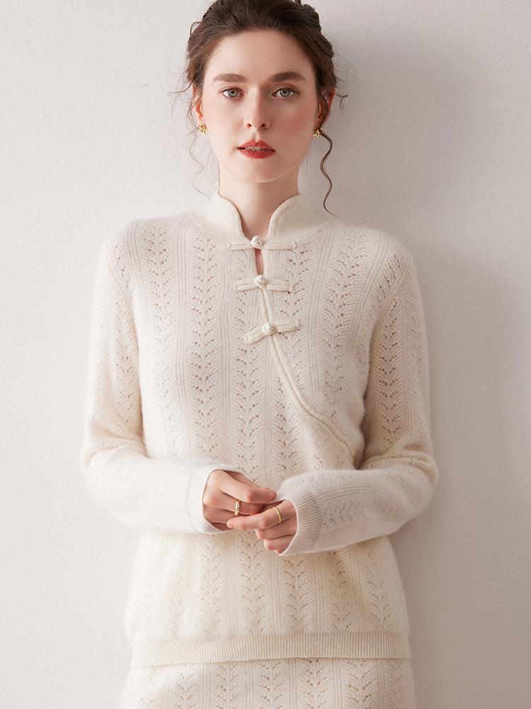 Women's 2025 Retro Chinese Style Frog Button Cashmere Pullover Sweater
