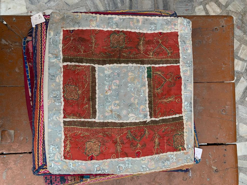 Bawełniana poszewka na poduszkę ręcznie haftowana: Dekoracyjna poduszka boho 40