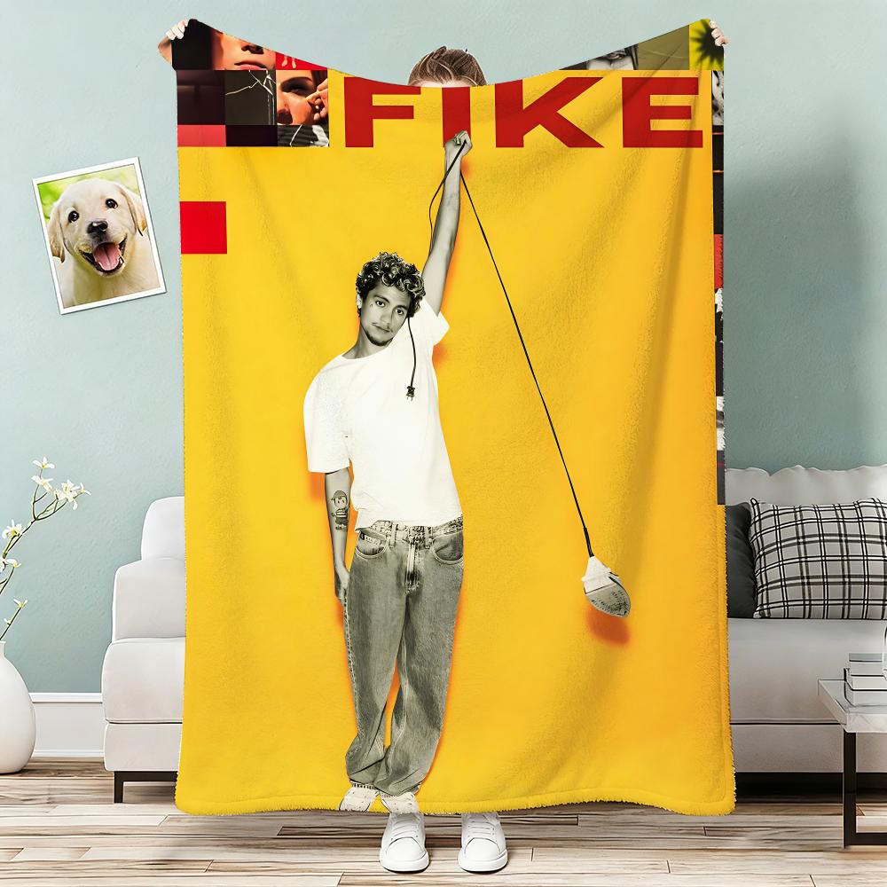 Pop Singer Dominic Fike Throw Lightweight 240g Flannel Blanket Soft Skin-friendly for Summer Cooling 75x90cm