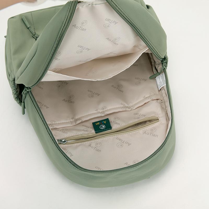 Dámský batoh jednobarevný studentský školní batoh