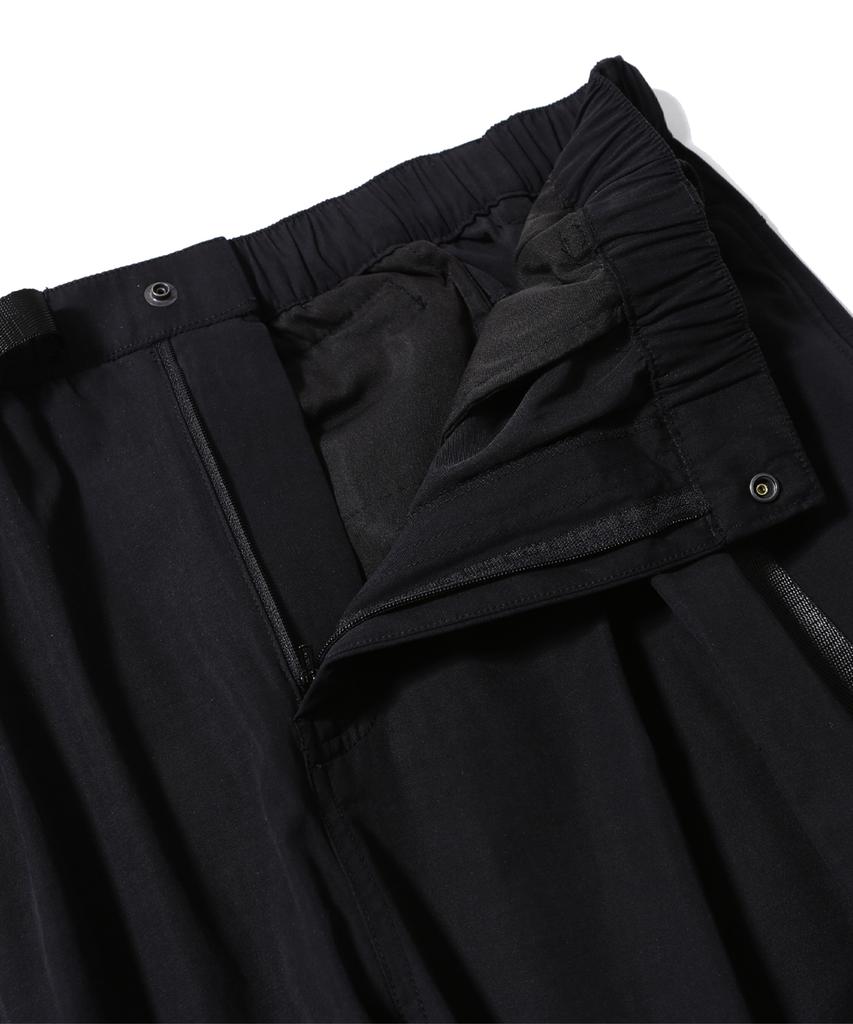 Haebeuopeudyuti Back Multi-Pocket Pants (Black)