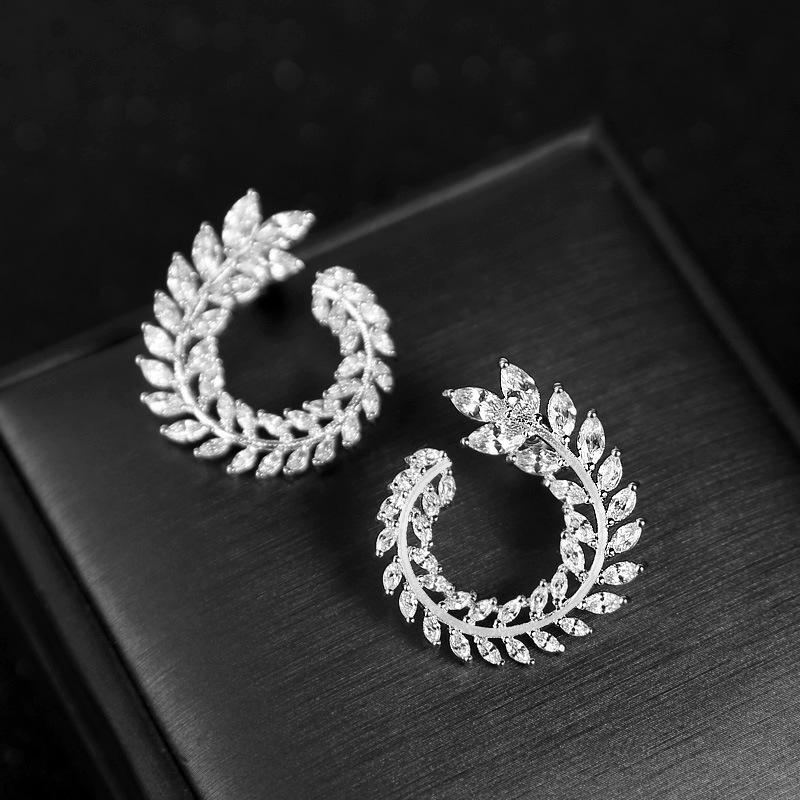 European & American Fashion Leaf Wreath Stud Earrings with Micro-Inlaid Horse Eye Zirconia for Women