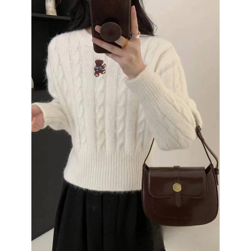 

New lazy wind twist sweater women wear autumn and winter casual loose solid color small knitted top women