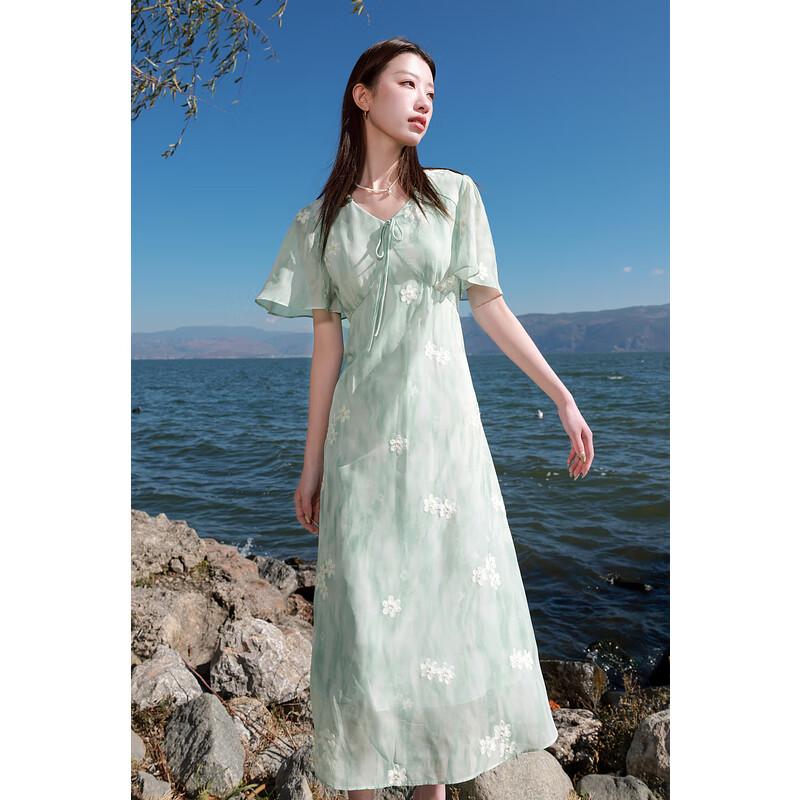 

Sancai Plus Size 2025 Spring Romantic V-Neck Embroidered A-Line Long Dress M