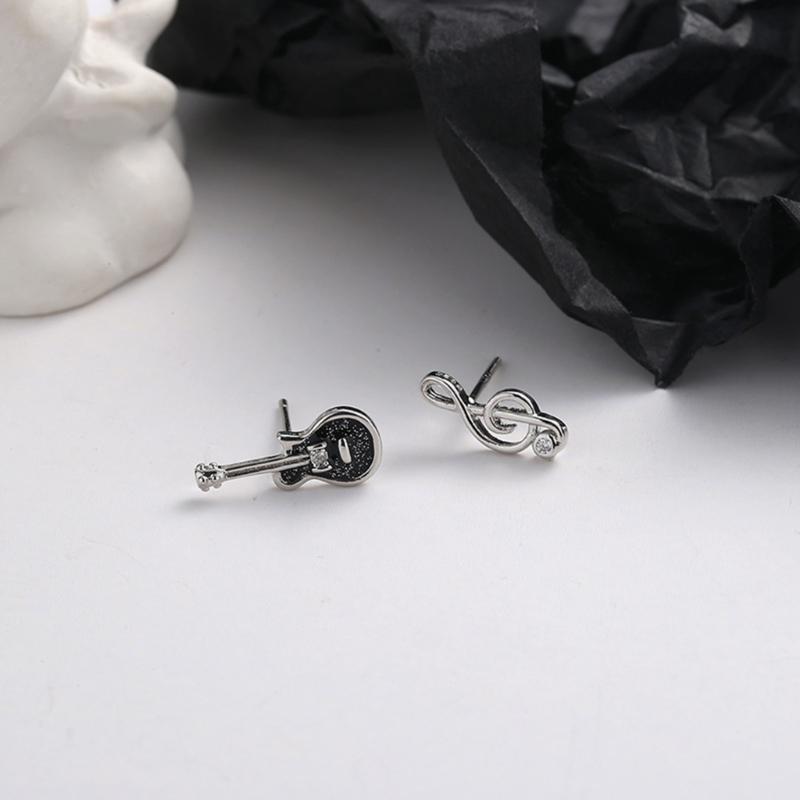 Asymmetrischer Gitarren-Musiknoten-Ohrstecker Zirkonia Statement-Ohrring Stecker Zarter Schmuck Geschenk Frauen Mädchen Empfindliches Ohr