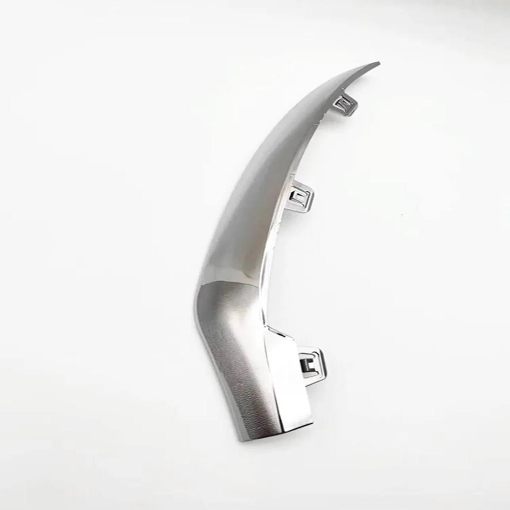 Striscia Decorativa Accent paraurti anteriore Per Telaio Specifico Mercedes-Benz, Profilo Decorativo Brillante Placcato, Finitura Decorativa Sostitutiva a Innesto Montaggio Diretto