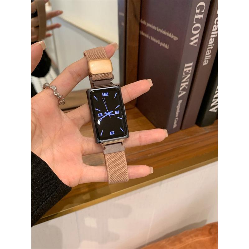 Compatible Strap for Huawei 11 Pro, GT654 Watch, Xiaomi 9, and Apple 11 with Magnetic Nylon Buckle