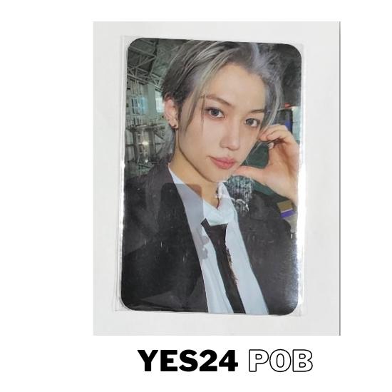 

Stray Kids 5-зірковий веб-сайт Переваги Фотокартки