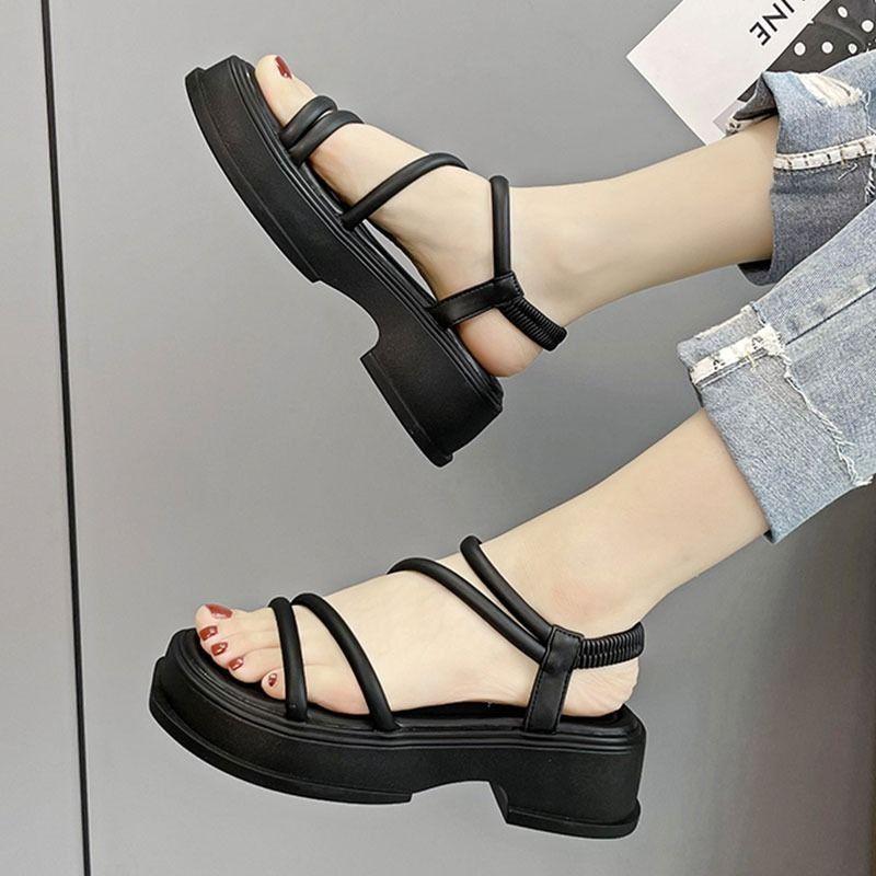 Sandalen im Märchenstil, weiblicher Sommerrock 2025, neuer Biskuitkuchen, Strandsportplattform, Ein-Wort-Schnallenriemen, römische Schuhe