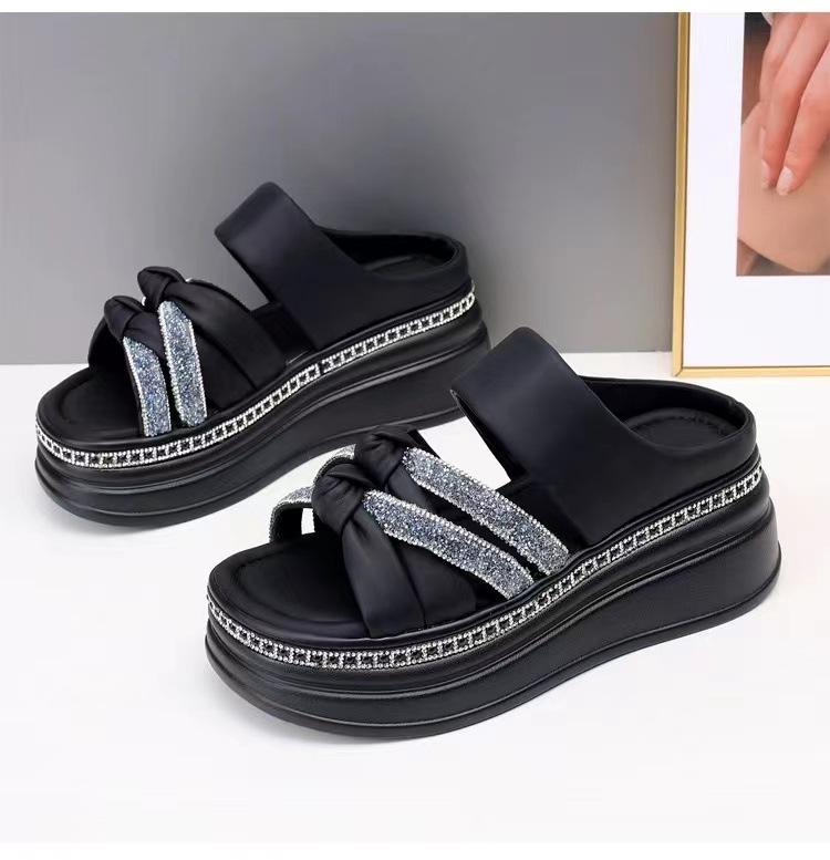 

One-word rhinestone wedge sandals women s summer 2025 new outer wear beach shoes high heels platform small slippers 35 чёрный