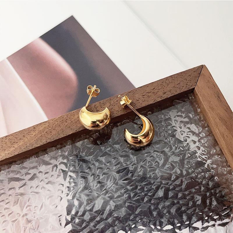 

Сережки-гвоздики з чистого срібла 925 проби із золотим покриттям у формі квасолини та корейські у формі краплі води - Прості, універсальні прикраси для жінок Sterling Silver 925 золотий