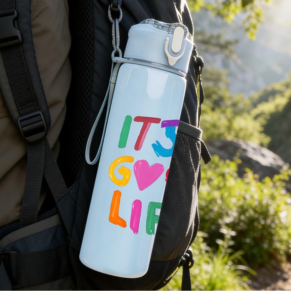 1PC Its A Good Life Colorful Text Print 750ml Color Plastic Sports Water Bottle Leakproof Flip Straw Lid Suitable for Sports Office Home Use