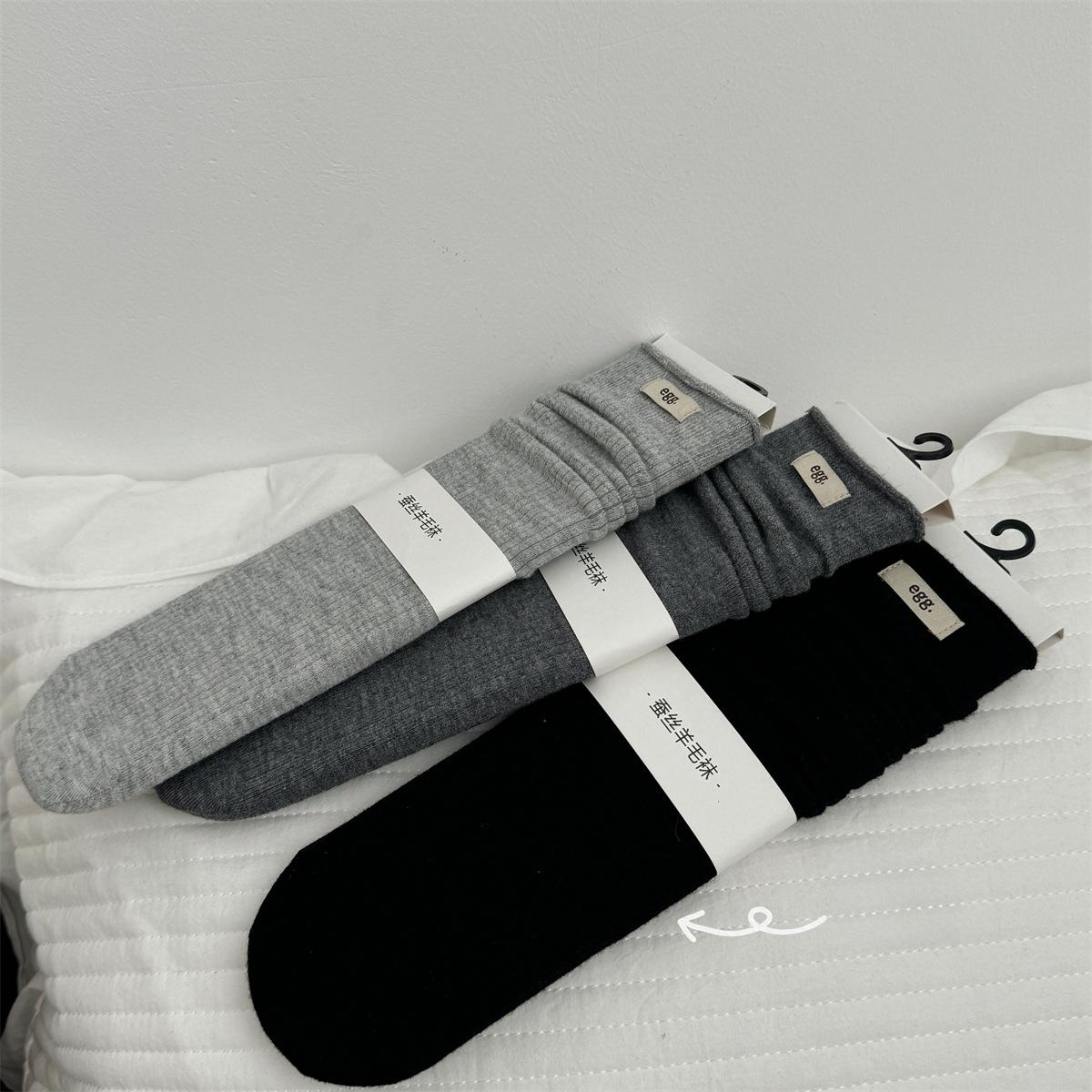 

Носки с отворотом, носки из шелка и шерсти для осени и зимы, однотонные, универсальные носки до середины икры для женщин 1 pair чёрный