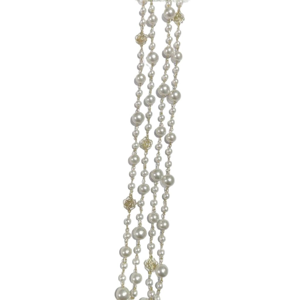 Four-leaf Clover Necklace for Women Accessible Luxuryclassy Sense Necklace Fall and Winterlongsweater Chain