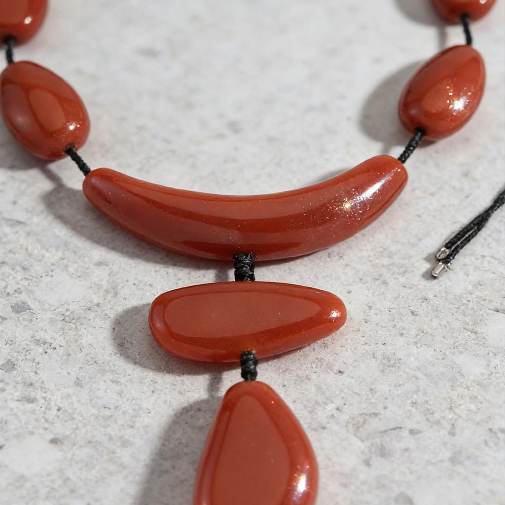 Stylish Retro Geometric Resin Necklace Handmade Beaded Personality Exaggerated Design Sense Collarbone Chain