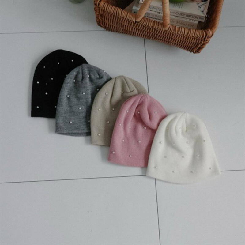 Women's lovely pearl point hexagon knit beanie