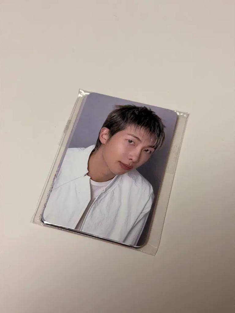 BTS (Bangtan Boys) Arirang Goyang Amizon Fotokarta