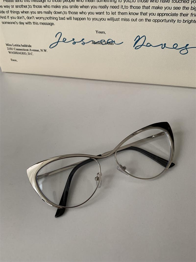 

Retro Gold Cat Eye Glasses for Women - Stylish Prescription-Ready Eyewear Blue Light Blocking 0° срібний