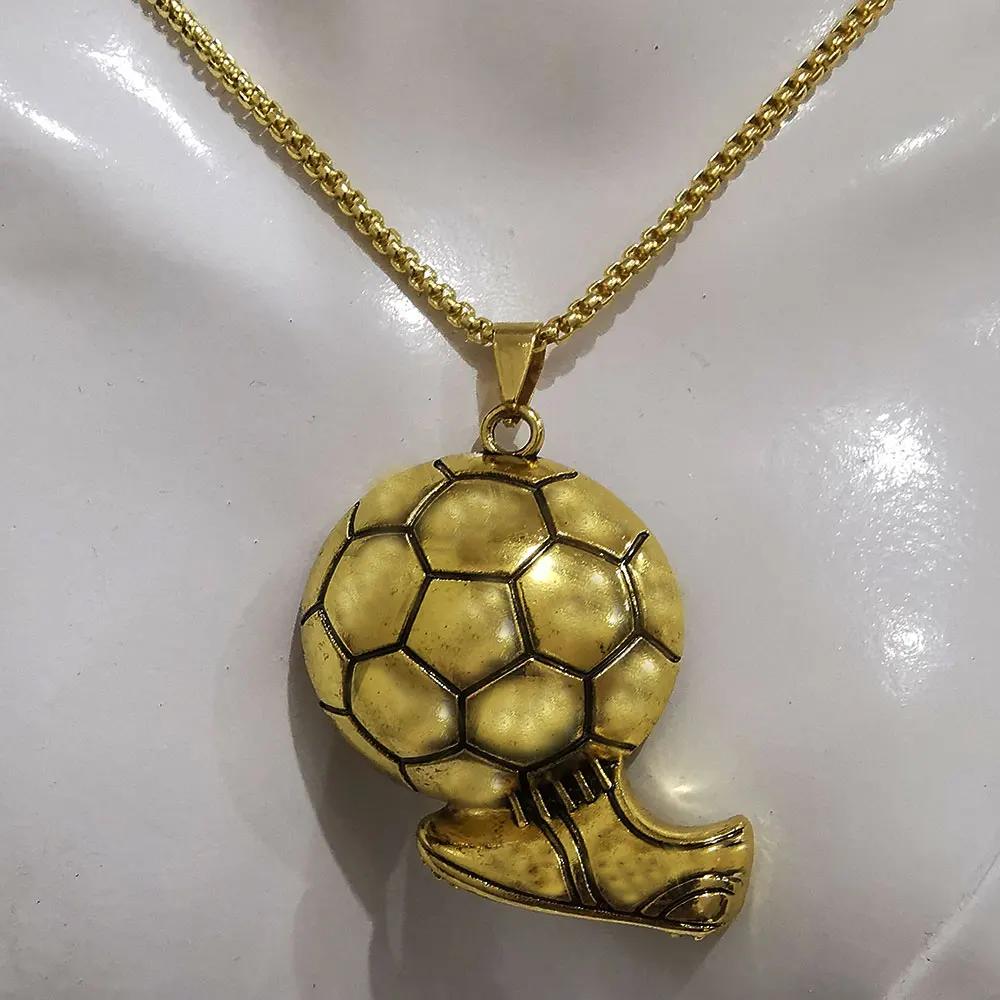 1 Stück Silbernes Fußball & Schuhe Design Edelstahl Kette Halskette, Retro Kreativer Street Style Coole Halskette Für Jungen