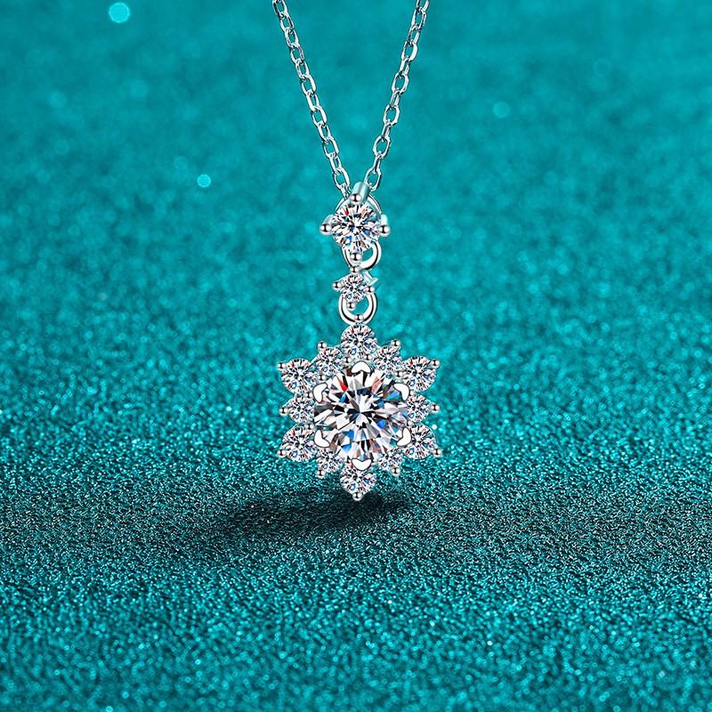 Sterling Snowflake Pendant Necklace Women Moissanite CZ Stone Cross Chain Elegant Layered 925 Sterling Silver