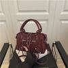 Winter new shoulder handbag casual retro fashion simple armpit bag daily commute casual women bag