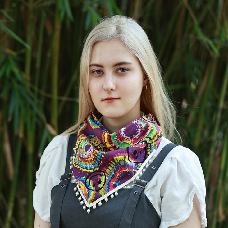 Trendy Triangular Neck Shawl Neckerchief For Lady With Soft Fabric And Decorative Tassels for Women Spring Everday Wear