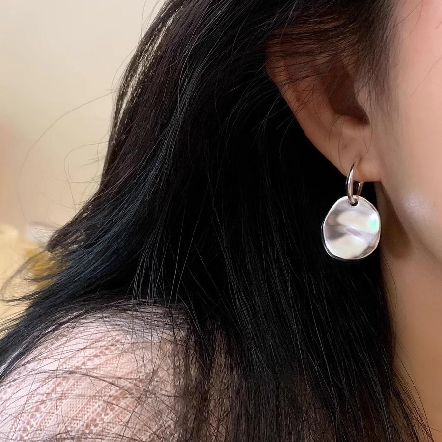 Korean-Style Pleated Texture Earrings for Women - Blogger-Inspired Simple Fashion Design