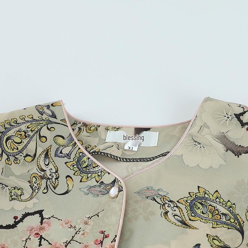 Stylish Summer Short-Sleeve Shirt for Elderly Women (80+)