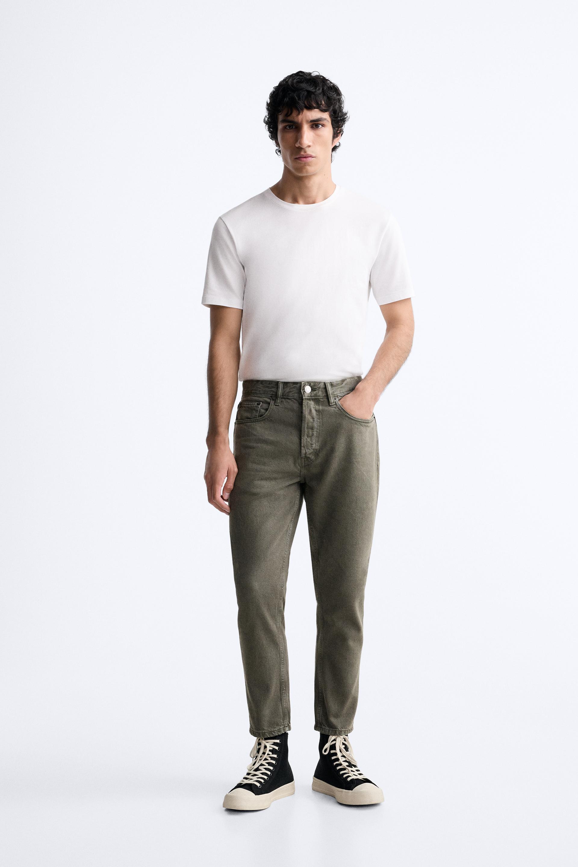 

УКОРОЧЕННЫЕ УЗКИЕ ДЖИНСЫ