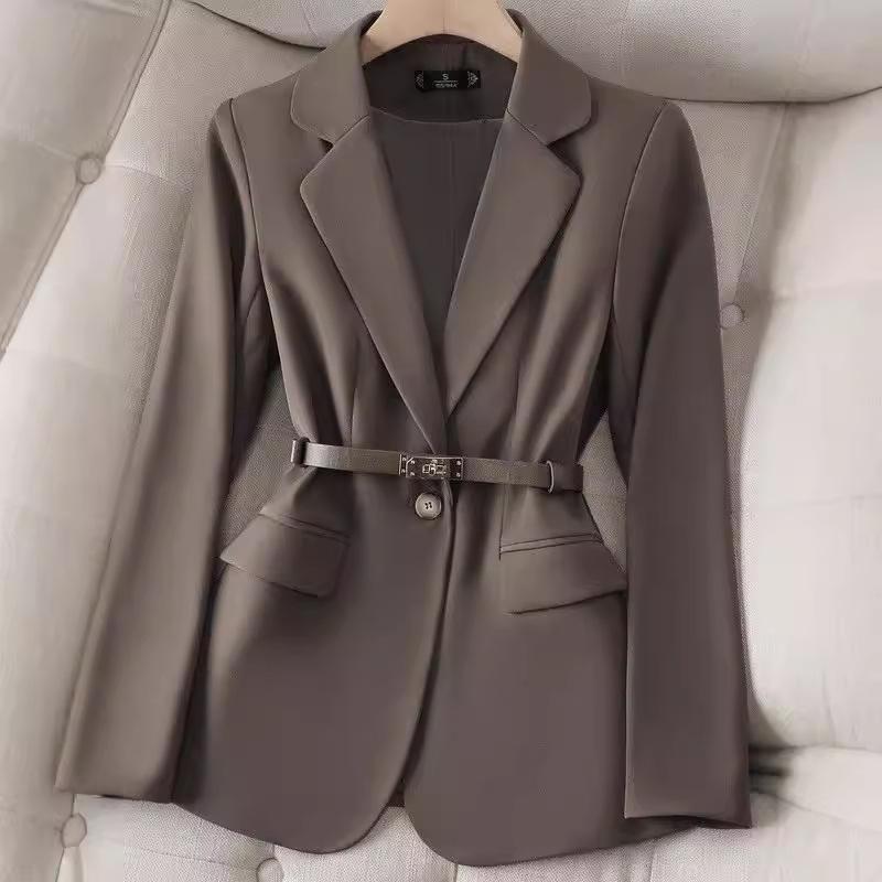 

Женские блейзеры в осенне-зимнем стиле, стильный деловой стиль, у блейзеров высокого класса есть фактура 4XL кофейный