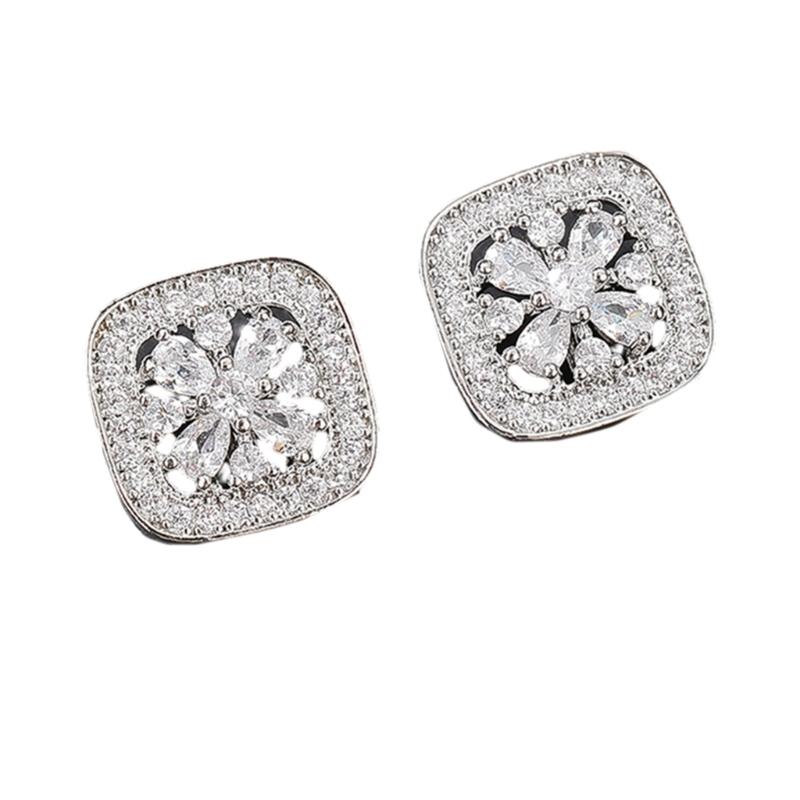 

Square Sewing Button with Sparkling Rhinestone Perfect for Fashion Enthusiasts 1 срібний