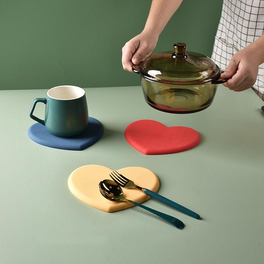 Waterproof Heat-resistant Kitchen Accessories Non-Slip Cup Coaster Pot Holder Table Pad Placemat