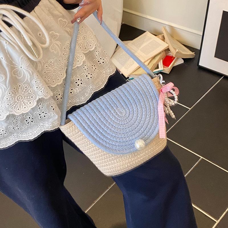 Summer Retro Woven Bag Women's 2025 New Fashion Versatile Mini Bucket Bag Vacation Beach Bag Messenger Bag