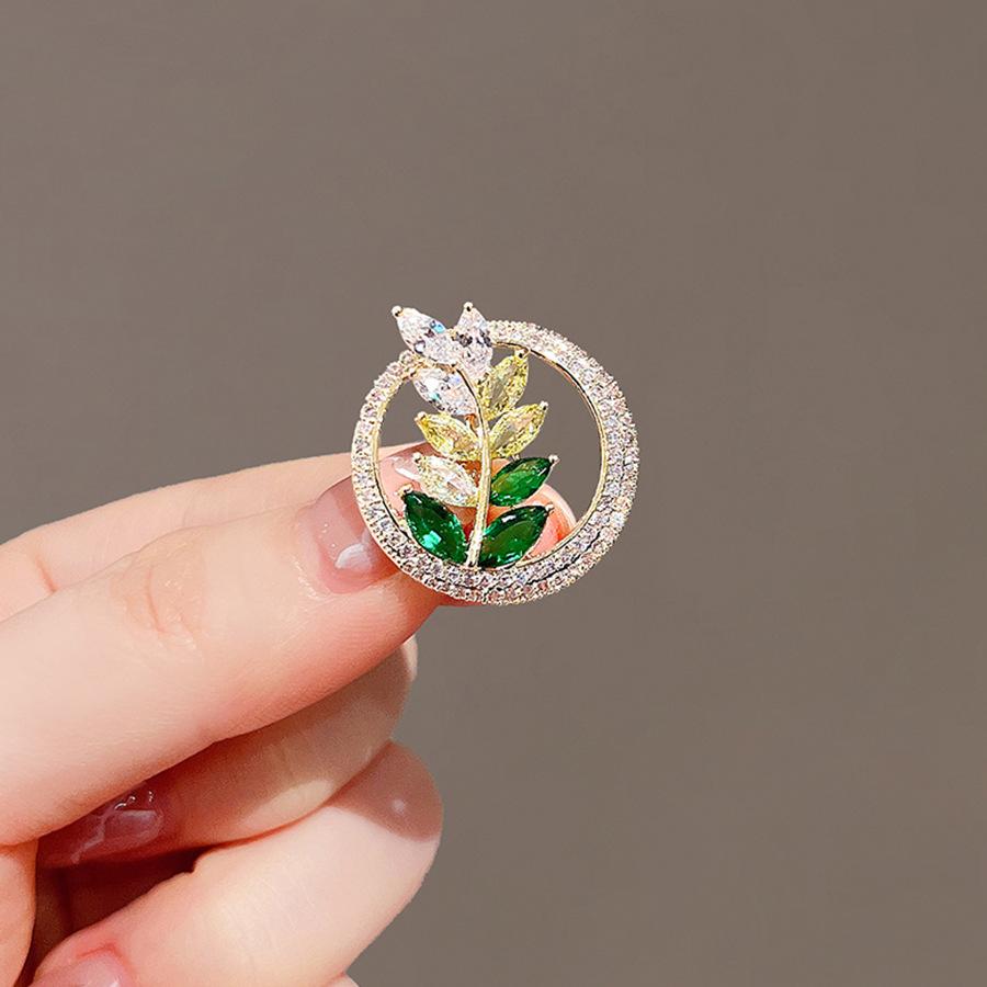 Rice Ear Brooch Women's High-end Sense Niche High-end Personality Exquisite Pin Collar Pin Anti-light Buckle Fixed Clothes Accessories