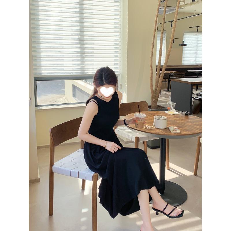 

~ Temperament square head thin heel heightened transparent word with open toe middle heel sandals female summer 40 чёрный