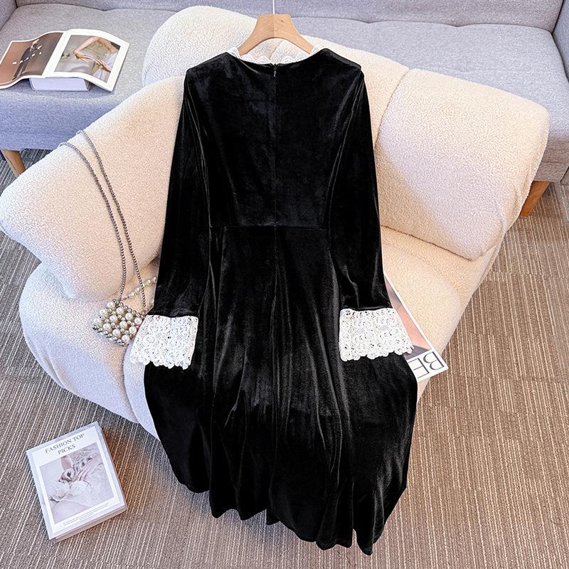 Plus-size Women's Spring Chiffon Dress with Diamond Embellishments and Slimming Effect. A-line Skirt.