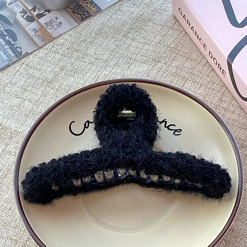 

Осень-зима большая плюшевая шпилька для волос высокого класса, когти для волос, милая заколка в виде акулы для женщин и девочек, универсальные аксессуары для волос, подарки