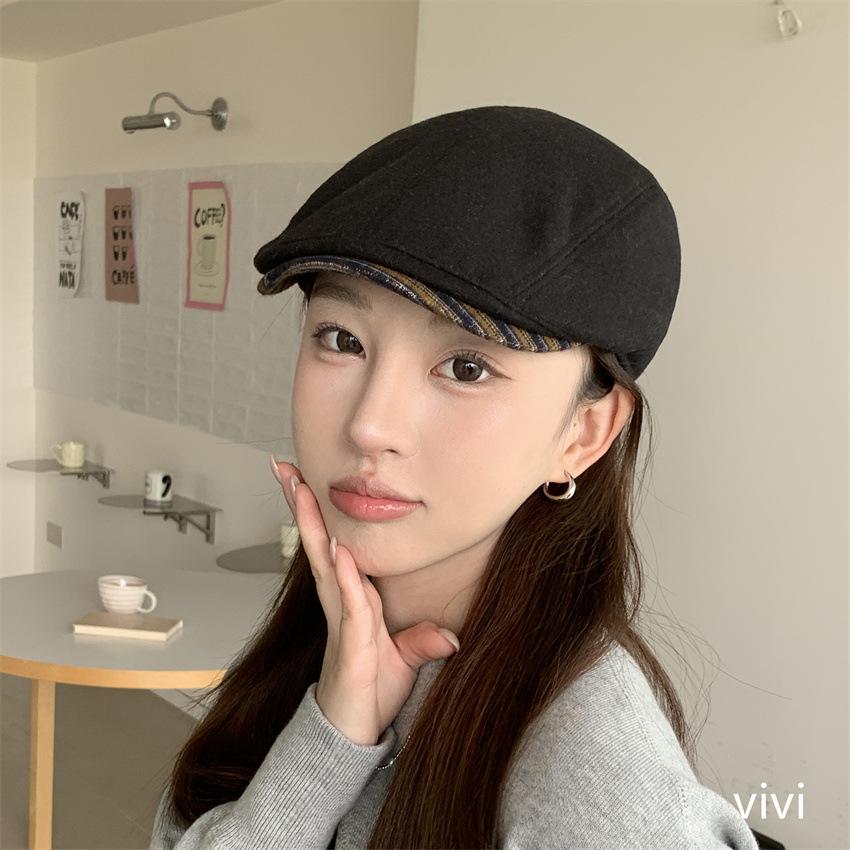 New retro black forward hat children autumn and winter British retro versatile simple temperament literary cap
