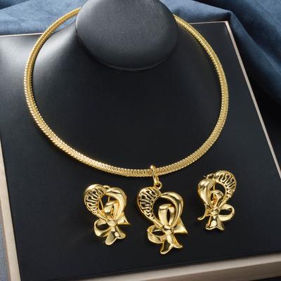 Colar Dourado Brincos Zircônia Conjunto para Mulheres Dubai África Joias de Qualidade de Luxo Acessórios de Festa Casamento