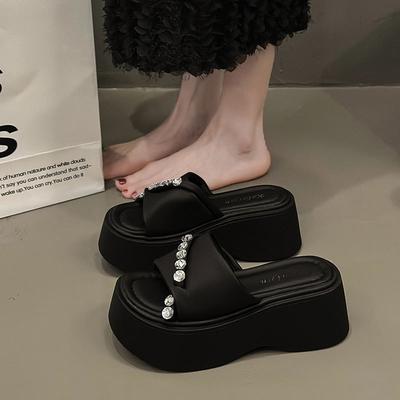 Premium French Rhinestone One-word Drag Women's Summer Wear 2025 New Fashion Silver Heightened Thick-bottomed Cool Slippers