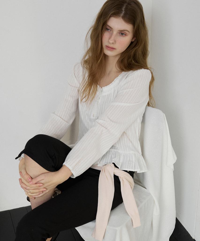 LETTER FROM MOON Notney Round Neck Frill Blouse (Ivory)