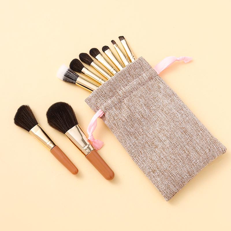 9-Piece Travel Makeup Brush Set with Pouch for Beginners - Includes Powder and Contour Brushes