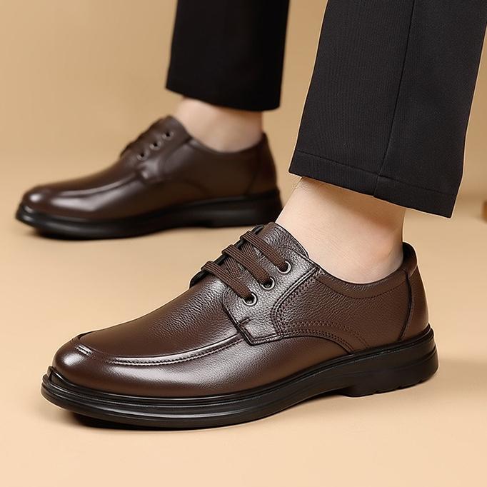 Herren Business Casual Lederschuhe 2025 Herbst Winter Neu Atmungsaktive Schnürschuhe Mann Weiche Sohle Einfarbig Designer Loafer Herren